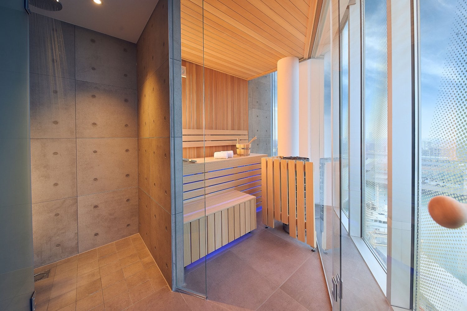 Hotel room with a sauna - The Innsider - Online Magazine Inntel Hotels