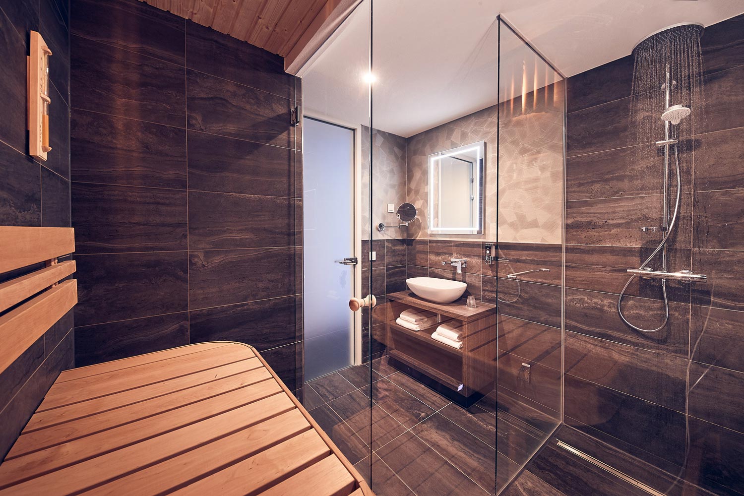 Hertog Ambitieus Automatisch Hotel room with a sauna - The Innsider - Online Magazine Inntel Hotels